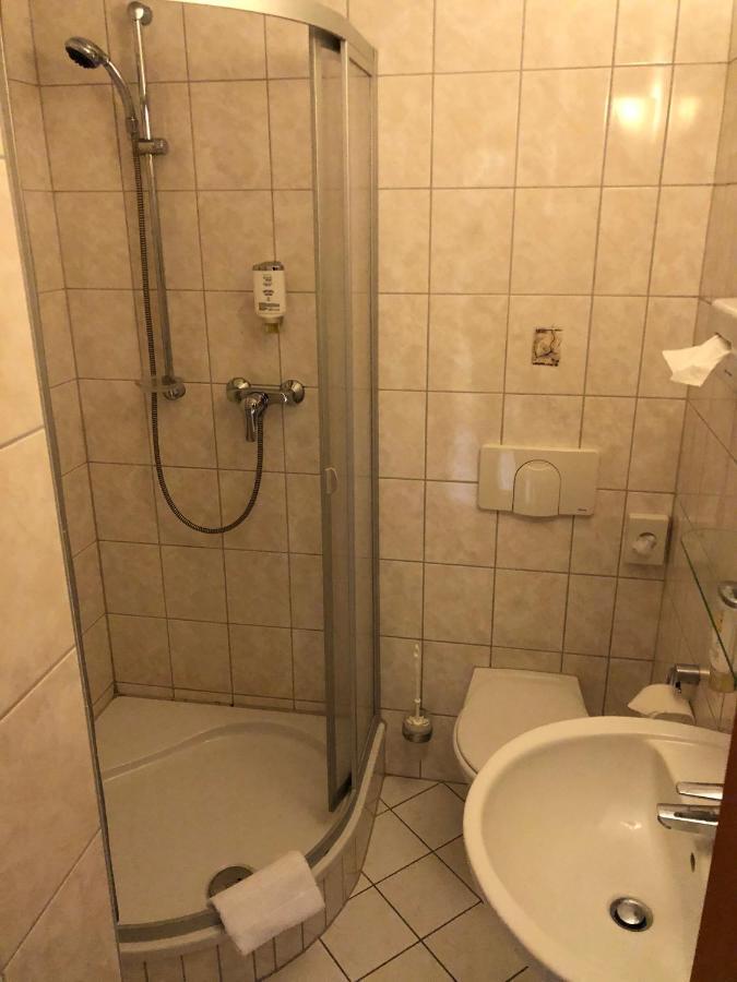 Monteurzimmer Thalfried Ruhla Eksteriør billede